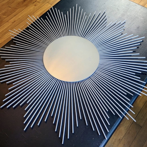 35” SILVER Glamorous Sunburst Mirror Starburst Decorative Wall Mirror - Picture 2 of 9